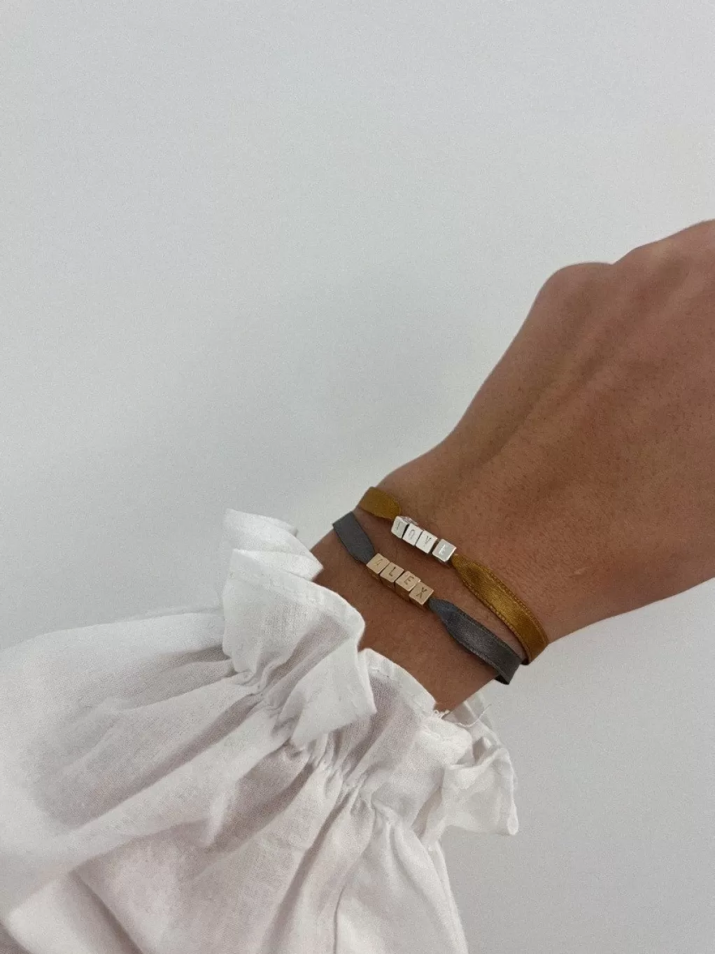 Lou Yetu Bracelet Initial Plaqu Argent Discount